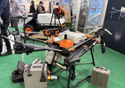 Drony przyszłością rolnictwa? AGROTECH udowadnia, że tak