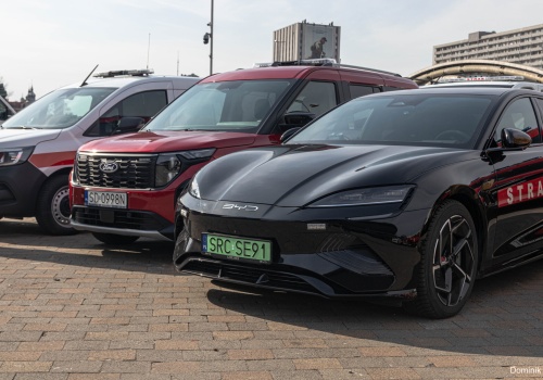 Elektryczny BYD trafił do komendy PSP w Raciborzu