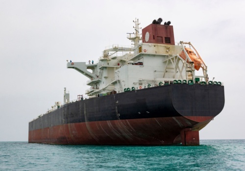 Ceny ropy i gazu rosną przez ukryty składnik. Tankowce płacą fortunę