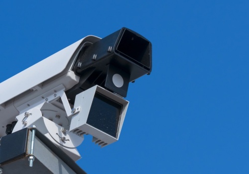 Fotoradary akustyczne nie ograniczają hałasu. Ekspert tłumaczy dlaczego