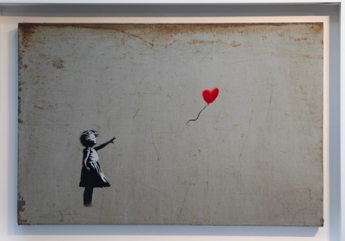 W poszukiwaniu Banksy’ego. Kim naprawdę jest najsłynniejszy anonimowy artysta świata?