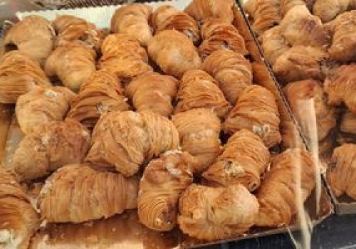 Wyglądają jak małe homary, a Włosi przegryzają je do espresso. Polacy prawie nie znają