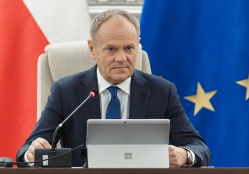 Diesel po 8 zł? Donald Tusk: „W rezerwie mamy kilka mechanizmów”