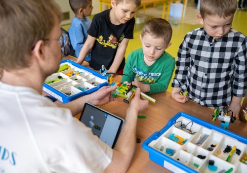 Warszawa z klasą i Kulturalny Przedszkolak. Edukacja poza murami szkoły