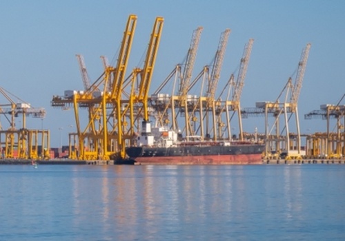 Cios w handel ropą. Duże okno na świat dla ropy z Emiratów zaatakowane dronami