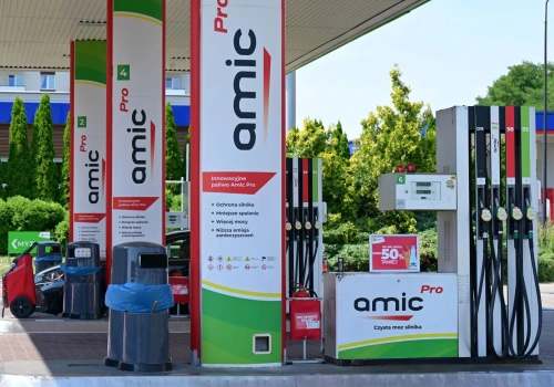 Droga benzyna w Europie. Pojawił się pomysł, który może zaskoczyć kierowców