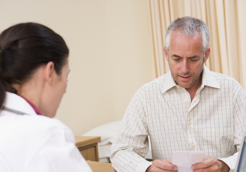 Co oznaczają kody na zwolnieniu lekarskim? Tyle dowie się z nich pracodawca