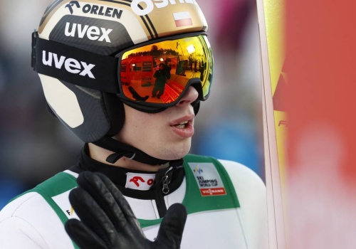 Niedzielne skoki w Oslo. Ośmioro Polaków w kwalifikacjach