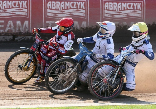 Żużel. PRES Toruń wyrwał go z Unii! Mówi o Tarnowie i pomocy gwiazd Aniołów (WYWIAD)