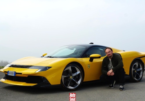 Miałem je na plakacie, teraz się nim przejechałem. Nowe Ferrari Testarossa oszałamia