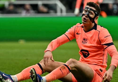 Hiszpanie jednogłośni w sprawie Lewandowskiego! Flick już podjął decyzję