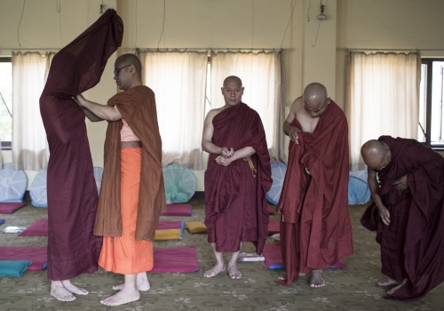 Siedmiu indyjskich pielgrzymów zginęło w wypadku autobusu