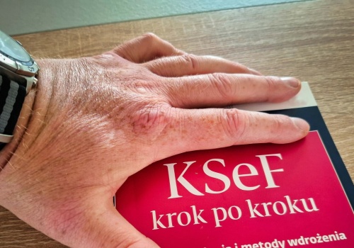 Od 1 kwietnia obejmie prawie wszystkich. Kto musi używać nowego systemu?