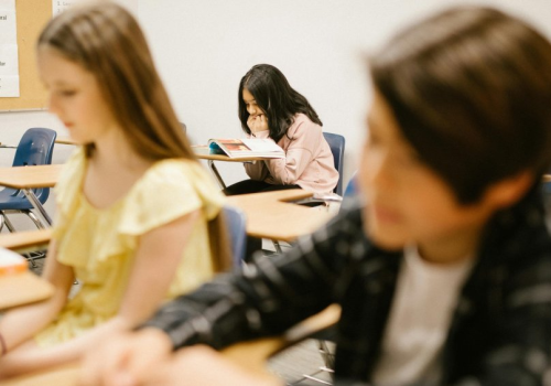 Najpopularniejsze metody ściągania w szkole. Kreatywność uczniów nie zna granic