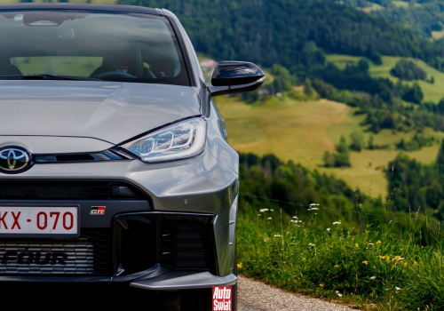 Toyota GR Yaris dostała nową kierownicę i kilka usprawnień. Tego chcieli kierowcy