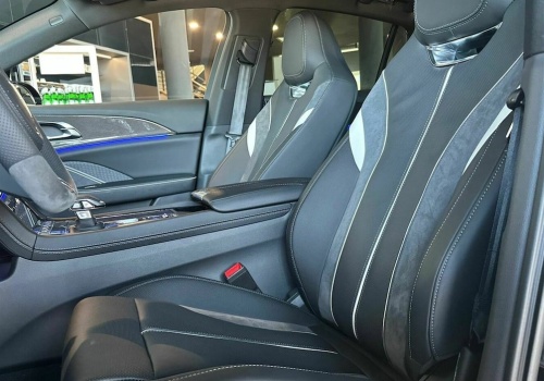 Celuje w BMW Serii 5, kosztuje tyle co Toyota RAV4. Sprzedają już kilkadziesiąt aut miesięcznie