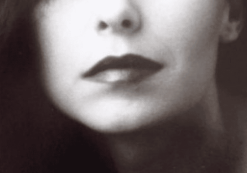 Uwielbiana przez Polaków aktorka na zdjęciach sprzed lat. Mało kto ją poznaje