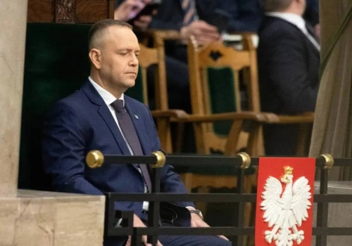 Niemcy są wściekli za weto Nawrockiego ws. SAFE. Tak atakują prezydenta