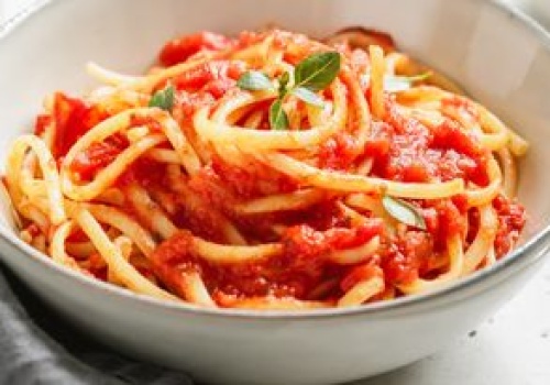 Banalny, włoski makaron. Przygotujesz z kilku składników, a poczujesz się jak w Bari