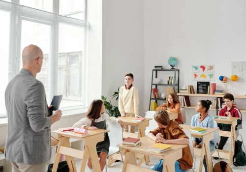 Egzamin ósmoklasisty w Olsztynie – jak skutecznie przygotować dziecko do egzaminu?