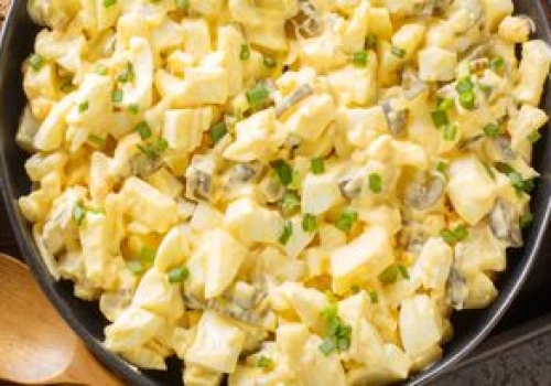 Na Wielkanoc nawet miednica tej sałatki to byłoby mało. Goście tak wyrywają sobie salaterkę z rąk