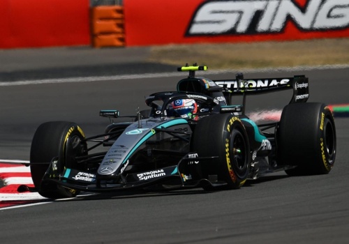 Kimi Antonelli wygrywa Grand Prix Chin. To pierwsze zwycięstwo w karierze młodego kierowcy