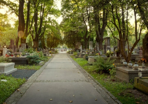 Od 19 marca opłaty za pochówek idą w górę. Wiele osób się zdziwi, za co trzeba płacić