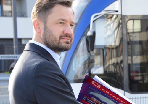 W Krakowie zlikwidowano 200 nielegalnych słupów. Prezydent Miszalski: Dbamy o naszą przestrzeń