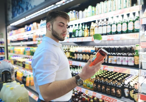Szybsze cięcia w sprzedaży alkoholu. Posłowie chcą zmian na wakacje