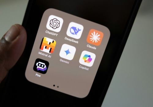 ChatGPT zostaje w tyle. Konkurencja oferuje za darmo o wiele więcej