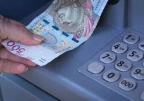 Wypłaty gotówki w bankomatach. Nowe limity dla klientów w 2026 roku