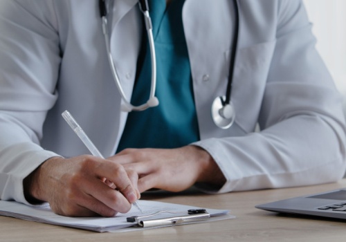 Te dni na L4 Polacy wybierają najczęściej. Dane nie kłamią