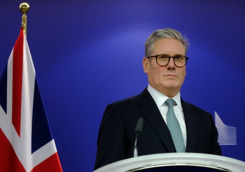 Wielka Brytania chce przywrócić żeglugę przez Ormuz, ale stawia granice