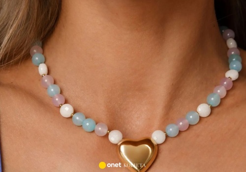 Ten naszyjnik z kwarcami i jadeitami jest idealny na wiosnę! Ożywi stylizację