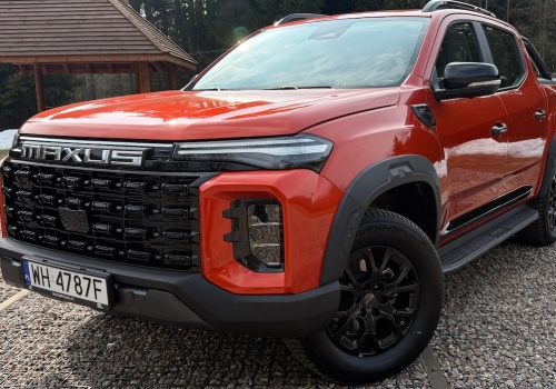 Zaczęli od elektryków i prawie zbankrutowali. Teraz tanim pickupem z dieslem podbijają polski rynek