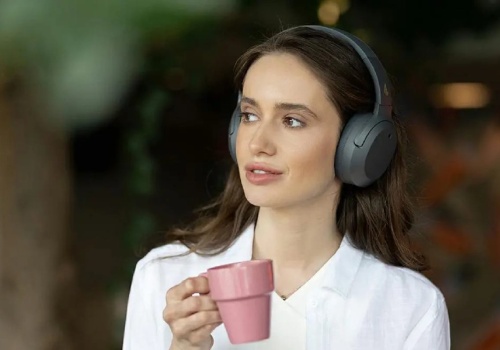 Słuchawki z ANC za 90 zł zamiast 219 zł. Przeceniony model Edifier