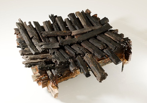 Łupieżcy grobów przegapili istotny szczegół. Dzięki temu te artefakty przetrwały 2600 lat