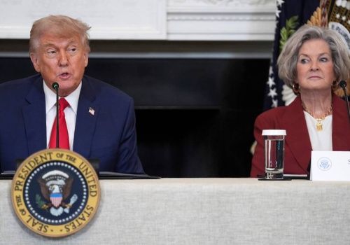 Bliska współpracowniczka Trumpa choruje na raka piersi. 