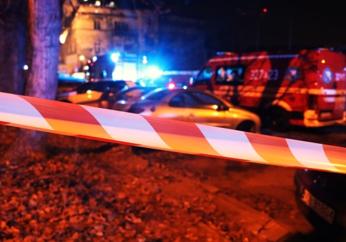 Zawalił się dach w krakowskiej kamienicy. Nadzór budowlany wydał decyzję