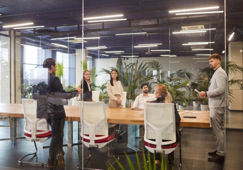 „Miły szef” ma problem. Nagłe stawianie granic może być źle odebrane przez zespół