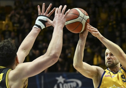 Derby Trójmiasta nie zawiodły: „Odpłaciłem się Kamilowi”, „Zadziałał instynkt”