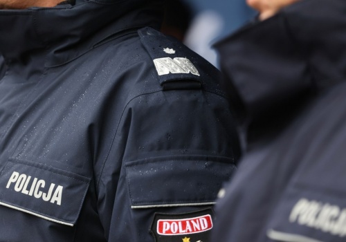 Szokujące odkrycie w betonowych donicach. Akcja CBŚP