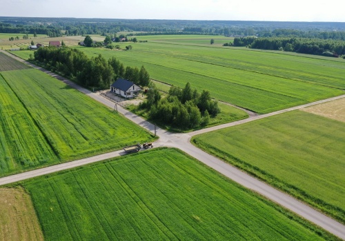 9 na 10 gospodarstw ma mniej niż 30 ha. Małe gospodarstwa wciąż dominują w Polsce