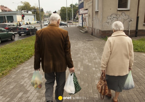 Czy każdy emeryt dostanie 13 emeryturę? Oto, co mówią przepisy