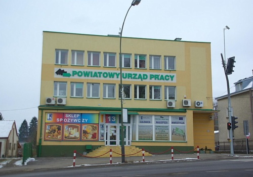 Sztuczna inteligencja w administracji. Częstochowa testuje PLLuM, a mObywatel ma już asystenta AI