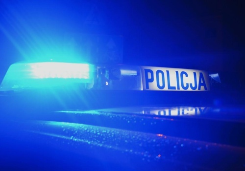 Nietrzeźwi rodzice opiekowali się dziećmi. Sprawą zajmie się sąd rodzinny