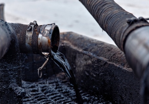 Diesel dobija do 8 zł. Rząd ma jeden ruch, by to zatrzymać