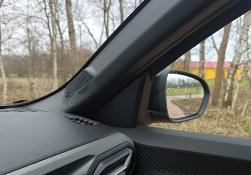 ADAC sprawdził 430 aut. Widoczność w nowych samochodach wyraźnie się pogarsza