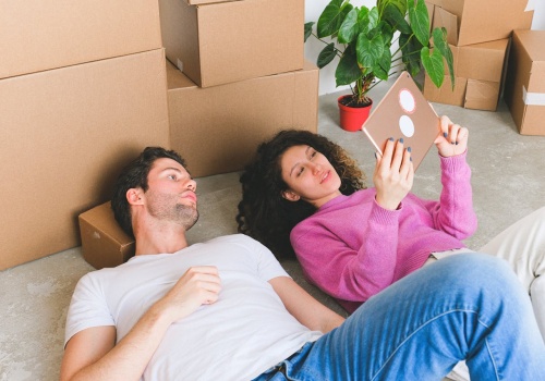 Twoje mieszkanie, ale nie twoje drzwi. Szokujące prawa najemców w Polsce