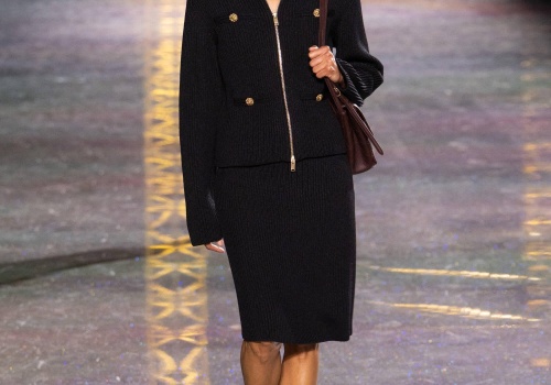 50-latka otworzyła najnowszy pokaz Chanel. Stephanie Cavalli wraca w wielkim stylu